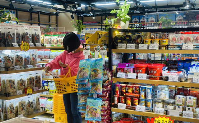 堅持滿足零食店市場需求，怡佳仁未來更多的可能性