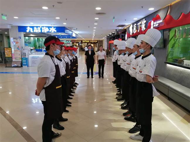 創(chuàng)業(yè)開火鍋店，老板要注意什么？