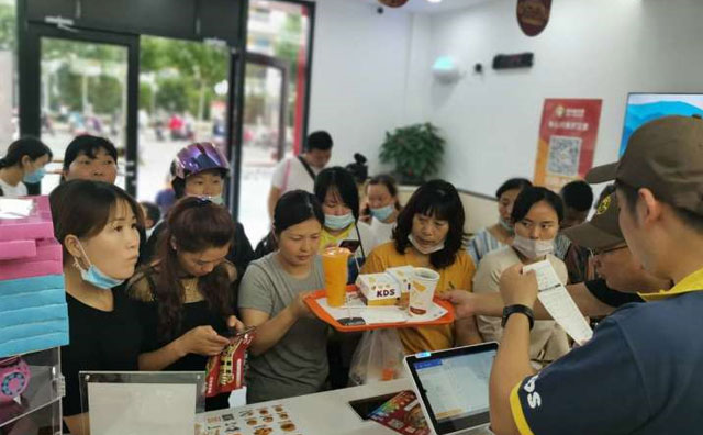 徐州又雙叒叕開新店！快樂星漢堡一路同行