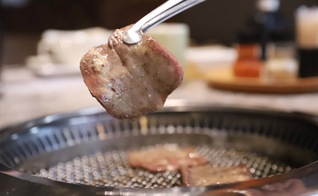 富士燒肉牧場，酒吧式文化烤肉