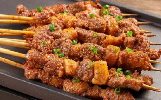 沒有經(jīng)驗(yàn)怎么開燒烤店，創(chuàng)業(yè)者這三點(diǎn)不能不知