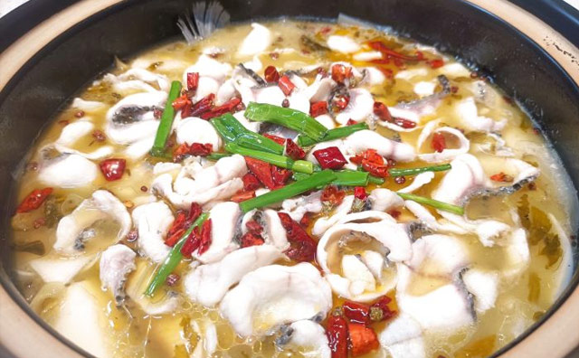 酸菜魚店需要加盟嗎，新手開店應(yīng)該怎么做