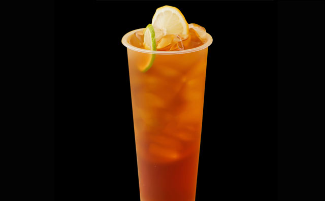 瘋狂內(nèi)卷！新式茶飲品牌們?cè)撊绾瓮粐? title=