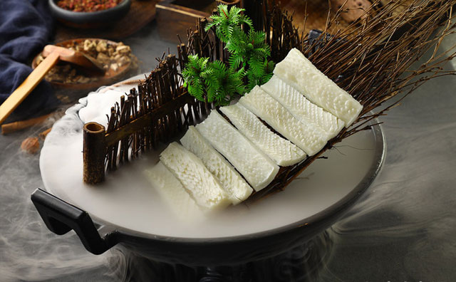 幕后推手曝光，明星餐飲并非“明星+餐飲”