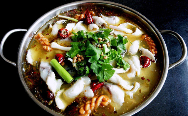 為什么飯店酸菜魚(yú)那么香，大廚教您技巧