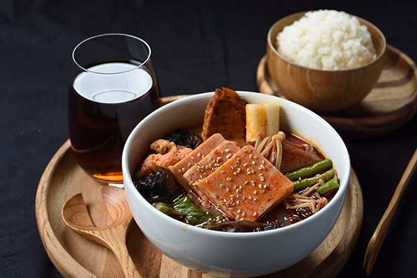 開一家麻辣燙店，開店風(fēng)險(xiǎn)大不大