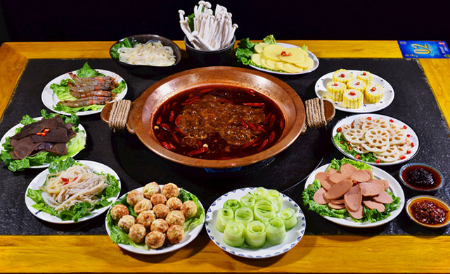 如何讓火鍋店生意紅火，怎樣經(jīng)營一家火鍋店