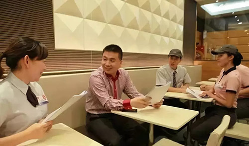 餐廳員工工作不走心，看看這2個方面你是不是沒做好 