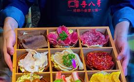 李八哥火鍋俱樂部，一店頂多店，一店多本領(lǐng)