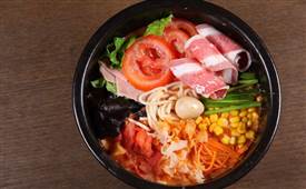 過(guò)橋米線快餐店失敗的四種隱形原因，千萬(wàn)別碰