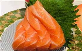 壽司加盟店一個(gè)月能掙多少錢(qián)？開(kāi)壽司加盟店要注意些什么