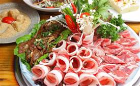 在鎮(zhèn)上開一家烤肉店的投資風(fēng)險(xiǎn)大嗎