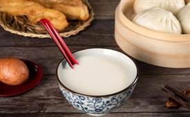 現(xiàn)在自己開早餐店生意好不好，投資前景怎么樣